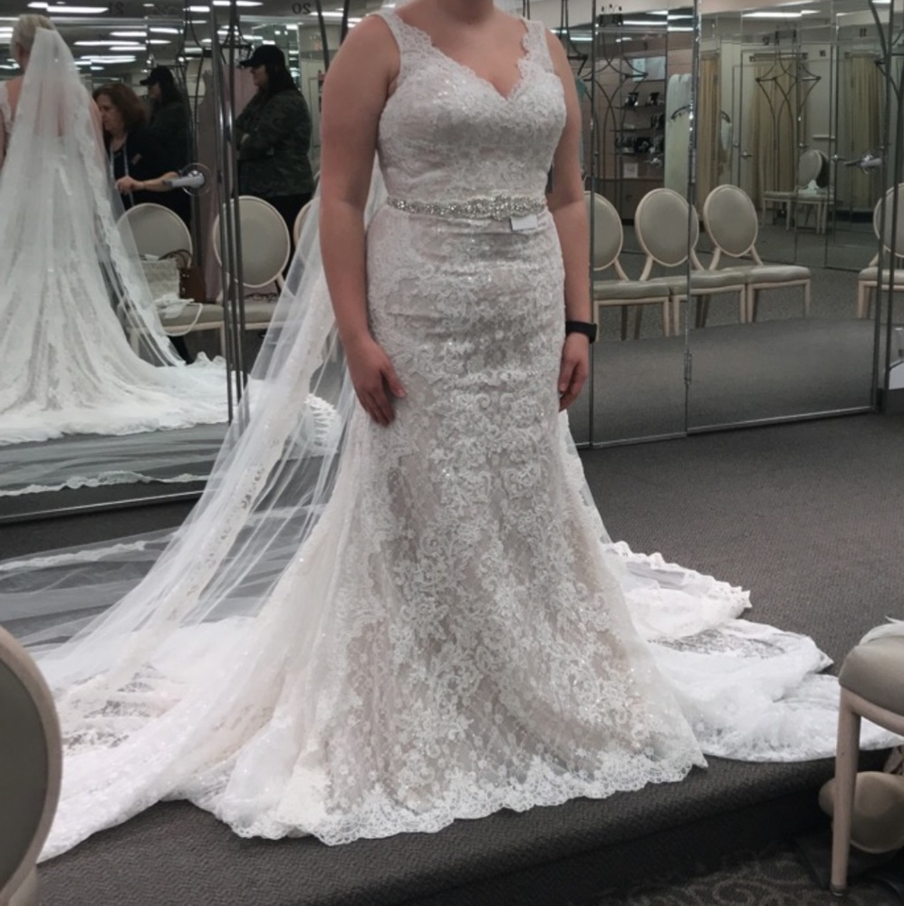 Oleg Cassini wedding dress